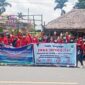 Pengadilan Negeri Kuala Tungkal saat melakukan kegiatan Public Campaign di Jalan Lintas Parit 4 Desa Sungai Saren, Kecamatan Bram Itam, Jum'at (25/2/22). FOTO : Lintastungkal