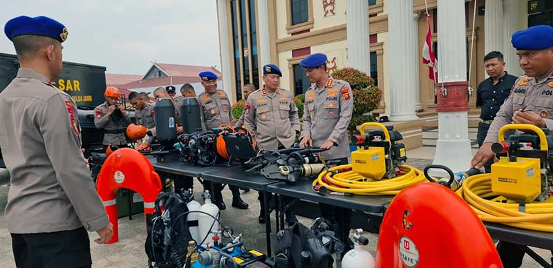 Ditpolairud Polda Jambi Gelar Peralatan SAR Gunan Persiapan Hadapi Bencana. FOTO : HMS