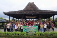 Polda DIY bersama DPKP dan Forkom Petani Milenial Korwil DIY saat mengadakan Kumpul Konco Tani di JAP, Kulon Progo, Kamis (27/2/2025)/Foto: Polda DIY