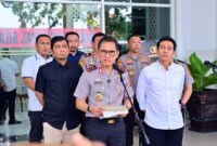 Kapolda Jambi Irjen Pol. Krisno H. Siregar saat memimpin konferensi pers pengungkapan kasus dugaan perdagangan bayi 8 bulan di Mapolda Jambi, Rabu (29/7/2026). (Foto: Dok. Humas Polda Jambi)