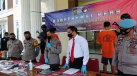 Kapolres Batanghari AKBP M. Hasan Saat Memimpin Pres Rilis Pengungkapan Kasus Narkoba Melibatkan Pasangan Suami Istri, Senin (14/2/22). FOTO : Noval/Istimewa/