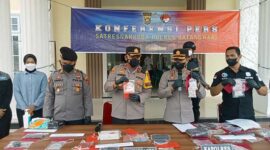 Kapores Batanghari, AKBP M. Hasan saat pres rilis, Kamis (10/3/22).