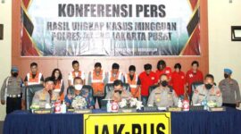 Polda Metro Jaya merilis kasus narkoba yang melibatkan Irjen Teddy Minahasa di Polres Metro Jakarta Pusat. FOTO : ist