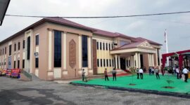 Gedung Mapolres Tanjab Barat. FOTO : Ist