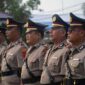 FOTO : upacara serah terima jabatan Kapolsek KPM, Kasat Sabhara dan Kasat Binmas dipimpin langsung Kapolres AKBP. ADG Sinaga, S.IK di Lapangan Apel Mapolres Tanjab Barat, Jum’at (01/02/19).
