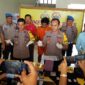 FOTO : Kapolres Tanjab Barat AKBP Guntur Saputro, SIK, MH saat Memimpin Press Release Pengungkapan Kasus Tindak Pidana Narkoba di Mapolres Tanjab Barat, Selasa (04/02/20)