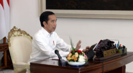 FOTO : Presiden Joko Widodo Menyampaikan Sejumlah Arahan Terbaru Terkait Pandemi Virus Korona atau Covid-19 Dalam Rapat Terbatas Melalui Telekonferensi di Istana Kepresidenan Bogor, Jawa Barat, Senin, 4 Mei 2020