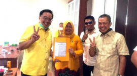 FOTO : Yuninnta bersama Pengurus DPP Golkar, Boby Rizaldi Ketua Bidang Pemenangan Pemilu Sumatra II, didampingi A Rahman Sekertaris DPD Golkar Provinsi Jambi. (FOTO : Jambiindependen).