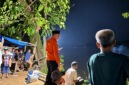 Tim SAR Gabungan terus bersiaga dan melakukan pemantauan di sekitar lokasi kejadian guna menyusun rencana operasi penyusuran sungai. (Foto: Dok. Basarnas Jambi)