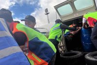 Pertamina Patra Niaga Salurkan BBM Menggunakan Pesawat Perintis ke Wilayah Terdampak Bencana di Bener Meriah dan Aceh Tengah. FOTO : WKI