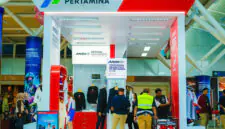 Pertamina melalui Pertamina Retail Hadirkan Official Merchandise Pertamina Grand Prix of Indonesia di Bandara Internasional Lombok. (FOTO : Dok. Pertamina)