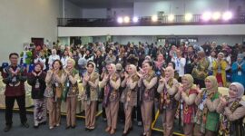 Emak-Emak Matic Go Digital: Pertamina dan Dekranas Dorong UMKM Perempuan Melek AI. FOTO : HMS