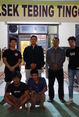 Polsek Tebing Tinggi Tangkap 2 Pelaku Pencurian Besi Patok Mobil Loging