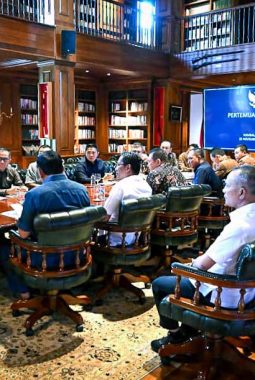 Presiden Prabowo Panggil Sejumlah Menteri, Bahas Penertiban Kawasan Hutan dan Pertambangan Ilegal