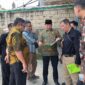 Proses konstatering di lokasi sengketa pabrik di Tangerang, disaksikan oleh aparat kepolisian, Koramil, serta perwakilan kecamatan dan kelurahan 4. FOTO : IST