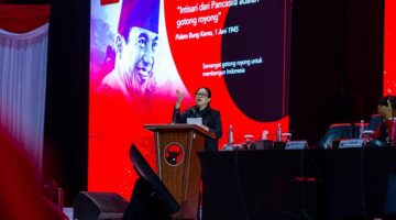 Puan Maharani Puan dalam Rapat Kerja Nasional (Rakernas) PDIP di Jakarta, Politik Harus Berdampak bagi Rakyat, Kader PDIP Diminta Kritis dan Solutif Kawal Pemerintahan. FOTO : X Puan Maharani