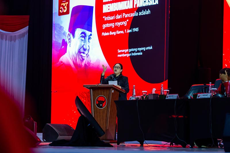 Puan Maharani Puan dalam Rapat Kerja Nasional (Rakernas) PDIP di Jakarta, Politik Harus Berdampak bagi Rakyat, Kader PDIP Diminta Kritis dan Solutif Kawal Pemerintahan. FOTO : X Puan Maharani