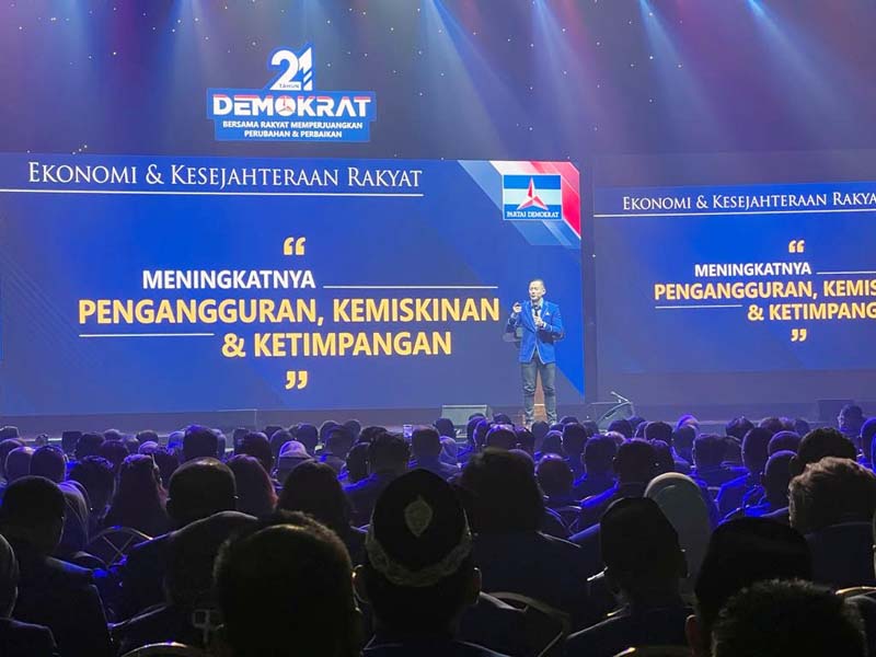 Ketua Umum Partai Dekomrat Agus Harimurti Yudhoyono memberikan pemaparan saat Rapimnas Partai Dekomrat, Kamis (15/9/22). FOTO : Ist
