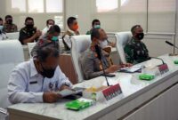 Komandan Korem 042/Gapu Brigjen TNI M Zulkifli melalui video conference mengikuti Rapat Koordinasi (Rakor) Pengamanan Idul Fitri 1442 Hijriah. Foto : Penremgapu