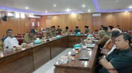 Rakor Pelaksanaan Pilkades dan Pilkada Serentak Tahun 2024 di Aula Utama Kantor Bupati, Kamis (05/10/23). FOTO : Ist
