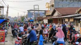 FOTO : Diambil di Jalan Kihajar Dewantara Kuala Tungkal
