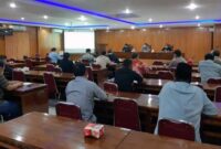 Rapat Pemkab Tanjab Barat dengan Satgas Covid-19 Pola Atas Kantor Bupati Terkait Zona Merah, Kamis (22/07/21). FOTO : ZN