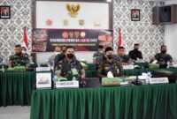 Korem 042/Gapu Brigjen TNI Supriono, S.IP, MM mengikuti Rakornis TNI Manunggal Membangun Desa (TMMD) ke 113 TA, Kamis (24/03/22). FOTO : Penrem