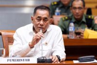 Kenangan Jenderal TNI (Purn) Ryamizard Ryacudu saat memberikan keterangan di hadapan media. Dunia militer Indonesia hari ini berduka atas kepulangan mantan Kepala Staf Angkatan Darat (KSAD) tersebut. (FOTO : Dok. Istimewa/kabar24jam.bisnis.com)