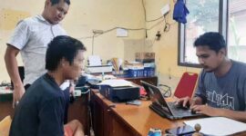 Pelaku Saat Dilakukan Pemeriksaan di Unit Reskrim Polsek Sekernan. FOTO : Humas PMJ