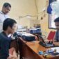 Pelaku Saat Dilakukan Pemeriksaan di Unit Reskrim Polsek Sekernan. FOTO : Humas PMJ