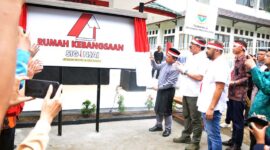 Gubernur Jambi Al Haris Saat Resmikan Rumah Kebangsaan Siginjai Dit Intelkam Polda Jamb. [FOTO : Humas Polda]