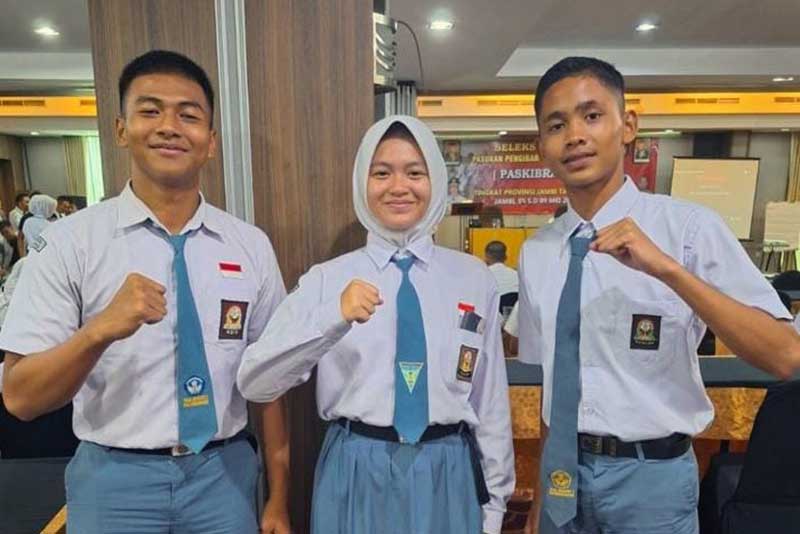 Rahma Az Zahra siswi asal SMAN 5 Batanghari (tengah) Lolos Wakili Jambi dalam Seleksi anggota pasukan pengibar bendera merah putih (Paskibraka) Tingkat Nasional Tahun 2024. [FOTO : Jambiekspres]