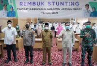 embuk Stunting Tahun 2021 dalam rangka Aksi Konvergensi Percepatan Pencegahan Stunting di Kabupaten Tanjab Barat di Lantai III Aula Kantor Bapedda, Rabu (14/04/21).