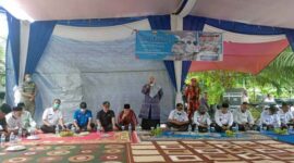 Bupati Muaro Jambi Hj. Masnah Busro Saat Sambutan Peresmian Program Kotaku dan Rumah Aspirasi H Bakri di Desa Pudak, Rabu (05/01/22) pagi