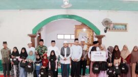 Bupati Tanjung Jabung Barat Safari Jumat di Masjid Nurul Yaqin Desa Rawa Medang. (FOTO : DokPim)