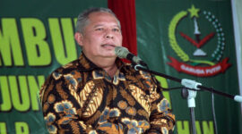 FOTO : Dr. Ir. H. Safrial, MS Bupati Tanjung Jabung Barat