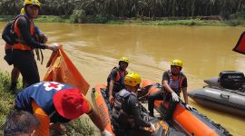 Dilarang Mengambil dan/atau Menayangkan Ulang Sebagian Atau Keseluruhan Artikel di atas untuk Konten Akun Media Sosial Komersil Tanpa Seizin Redaksi.. FOTO : SAR JAMBI