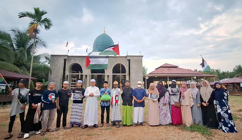 Kegiatan penyerahan Dana Umat melalui PIS Tanjab Barat untuk disalurkan ke Komite Nasional Rakyat Palestina, Kamis (23/11/23). FOTO : Dok/SPP