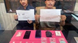 Pelaku MA dan PA saat Diamankan Satres Narkoba Polresta Jambi dengan Barang Bukti Pil Ekstasi dan Sabu. FOTO : HMS Polresta