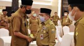 Sekretaris Daerah Ir. H. Agus Sanusi Ketia Bertemu Gubernur Jambi Al Haris pada Musrenbang RKPD Provinsi Jambi, Selasa (5/4/22). FOTO : Ist.