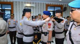 Kapolda Jambi Irjen Pol Krisno H Siregar Saat Pimpin Upacara Sertijab Dirlantas, Dirbinmas, Dansat Brimob, Kabid Propam dan Kapolres Tebo. FOTO : DHEA