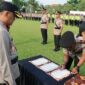 Kapolres Tanjab Timur AKBP Heri Supriawan, SIK Saat Pimpin Upacara Sertijab Kapolsek Dendang dan Kapolsek Menhul, Senin (12/6/23). FOTO : Humas RTT