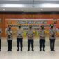Kapolda Jambi Irjen Pol A Rachmad Wibowo, SIK Memimpin Sertijab Dirlantas Polda Jambi, Kabidkum Polda Jambi, Kapolres Tebo dan Kapolres Sarolangun di Lantai IV Polda Jambi Rabu (5/01/22). FOTO : Humas Polda.