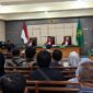 Suasana sidang perdana kasus dugaan korupsi pengadaan zat kimia Perumda Tirta Mayang Kota Jambi dengan agenda pembacaan dakwaan oleh Jaksa Penuntut Umum di Pengadilan Tipikor Jambi, Kamis (18/6/2026). (Foto: Istimewa)