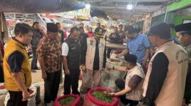 Sambut Ramadhan, Satgas Pangan Provinsi Jambi Sidak Harga Bahan Pokok di Pasar Tradisional Angso Duo. FOTO : DHEA