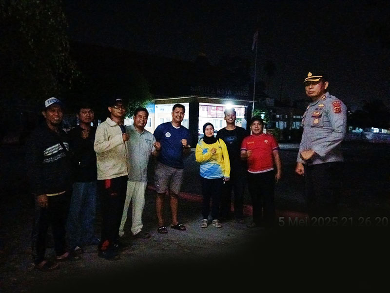 Antisipasi Konvoi Liar Pasca Kelulusan, Kepala SMKN 2 Jambi Pantau Langsung dan Ajak Siswa Syukuran Positif. FOTO : VIRYZHA