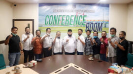 Jajaran pengurus dan anggota SMSI Kabupaten Tanjab Barat mengelar audiensi bersama Bupati Safrial, Rabu (19/08/20).