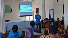 Kegiatan focus discussion group Bidang Datun yang diselenggarakan Kejari Tanjab Barat di Desa Purwodadi, Kecamatan Tebing Tinggi. FOTO : Ist