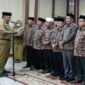 Sekda Muaro Jambi Budhi Hartono Melantik Dewan hakim dan Panitera STQ. FOTO : Noval