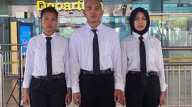Tiga Calon Taruna PTDI-STTD Asal Tanjab Barat Tahun 2023 dari Kiri Damayanti Faramita Marbun, Clvin Maranatha Raja Guguk dan Nabila Agustina Nanda. FOTO : Dok.LT/